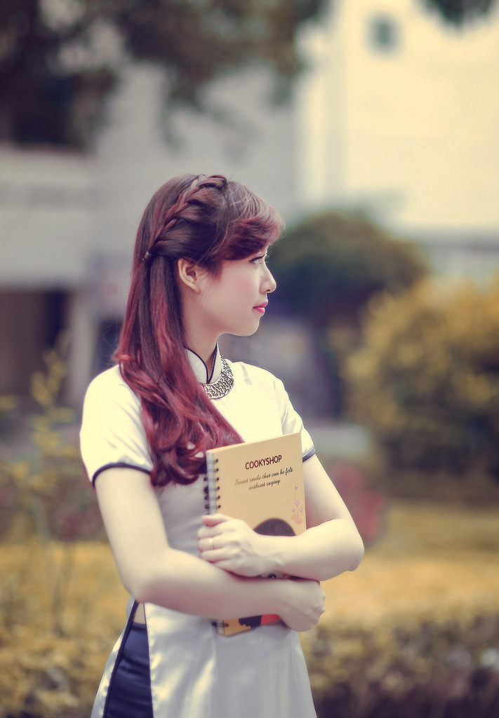 同学的哺乳期的巨ru麻麻小说
